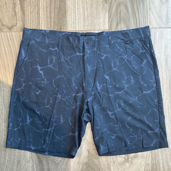 Travis Mathew Other - Travis Mathew Shorts Men’s  42x9” Stretch Golf Shorts